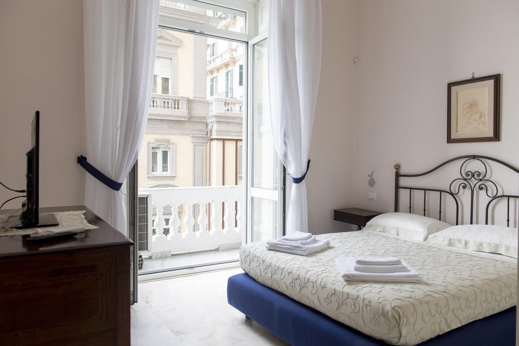 Apartamento Casa San Carlo Nápoles Exterior foto
